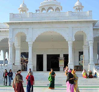 Goa &ndash; The Place of Sun Bath